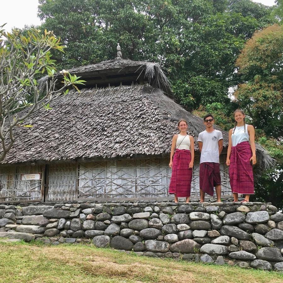 Rinjani Houseboon Hotel Senaru Exterior photo